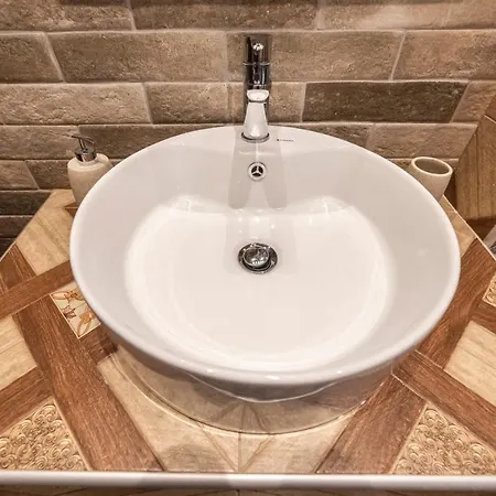 Maxima - Palazzo Di Meteora קאלאבאקה