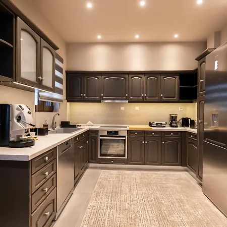 Maxima - Palazzo Di Meteora