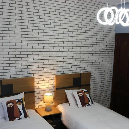 Maxima - Palazzo Di Meteora דירה קאלאבאקה