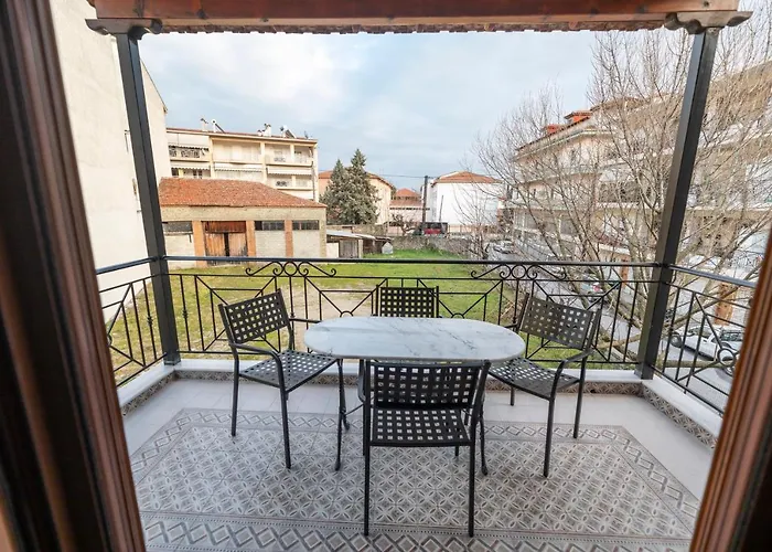 Maxima - Palazzo Di Meteora *