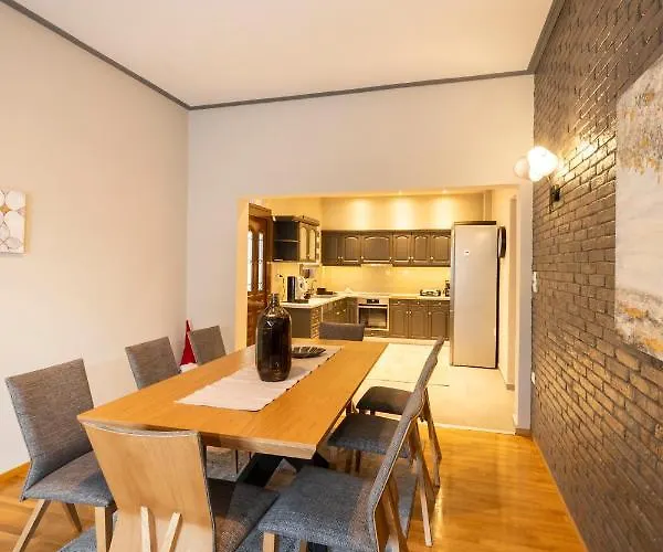 Maxima - Palazzo Di Meteora Apartament *